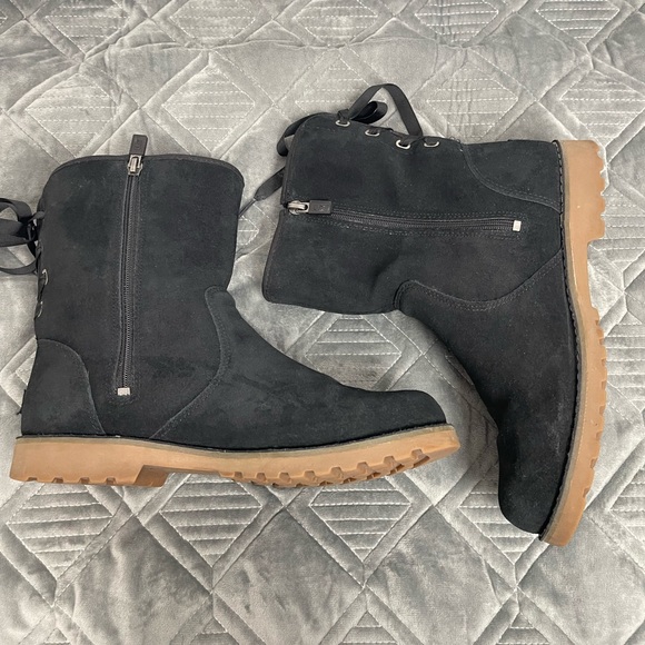 UGG Black Suede Lace Up Back Boot Size 6 - Picture 7 of 12
